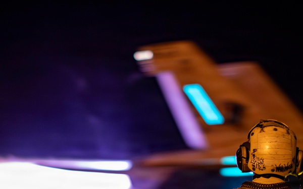 Abraham Lincoln Conducts Flight Operations
