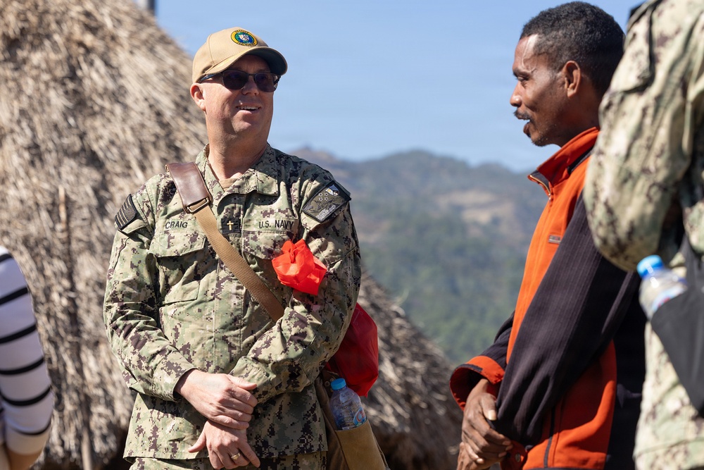 Pacific Partnership 2026 Visits Hohulu Sacred Houses and Meets with Leaders