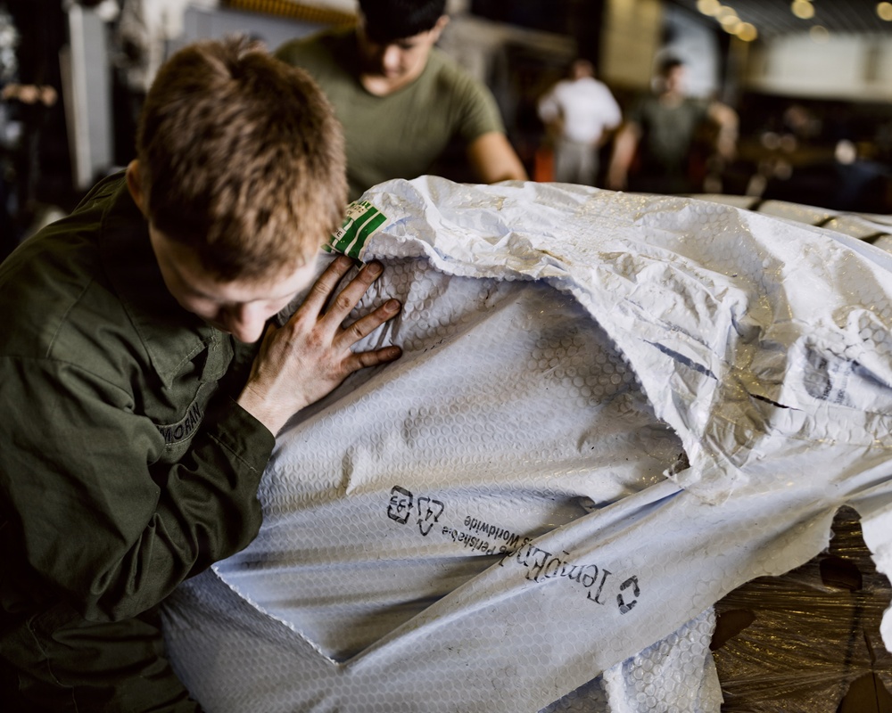 11th MEU Marines, Sailors Conduct Replenishment at Sea Aboard USS Boxer