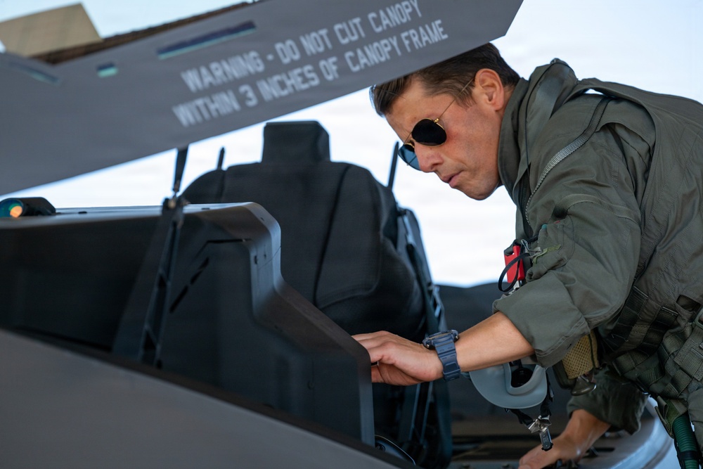 Leading the lightning: Col. Wittmer completes first flight as 125th FW commander