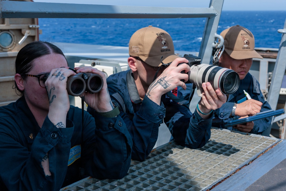 Watchstanders aboard USS Gonzalez
