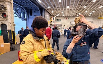 USS Essex (LHD 2) Hosts Tiger Cruise on Return to San Diego