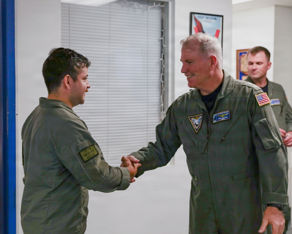 Commander, Naval Air Force Atlantic, visits Air Test and Evaluation Squadron One