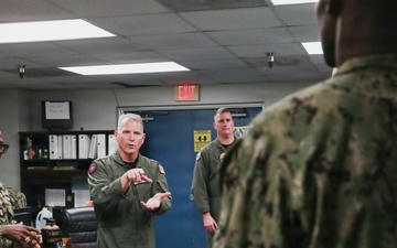 Commander, Naval Air Force Atlantic, visits Air Test and Evaluation Squadron One