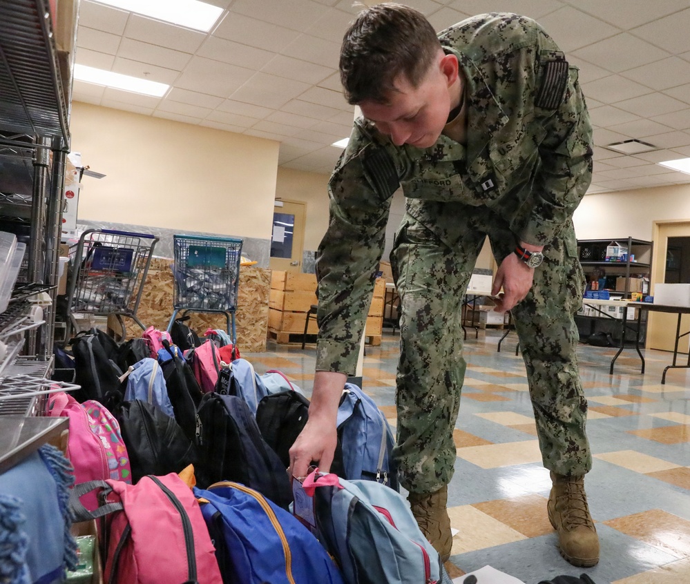 USS Helena sailors volunteer at Billings Food Bank