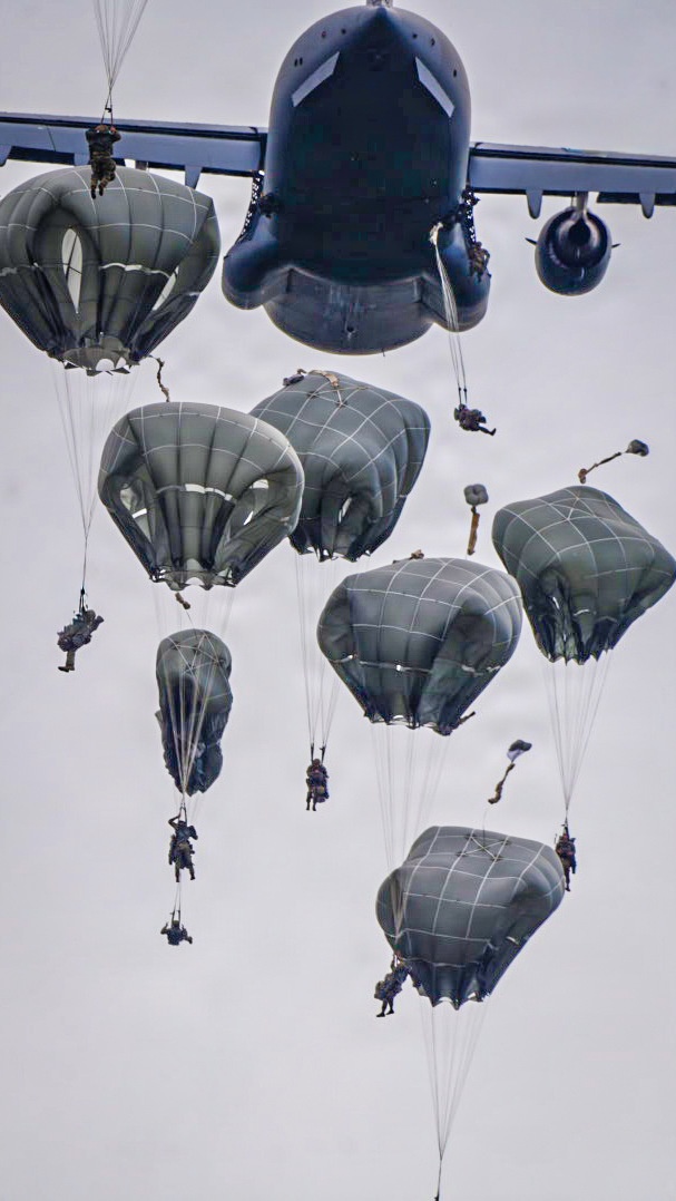 Arctic Angels Take to the Skies Over Malemute Drop Zone
