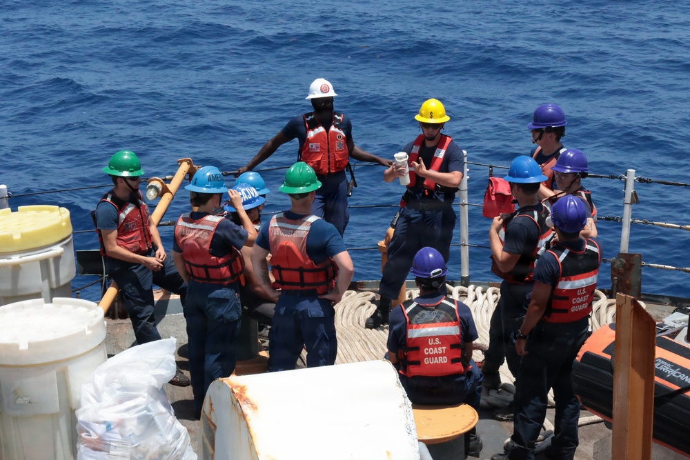 USCGC Forward and HSC Ocean conduct landmark replenishment at sea