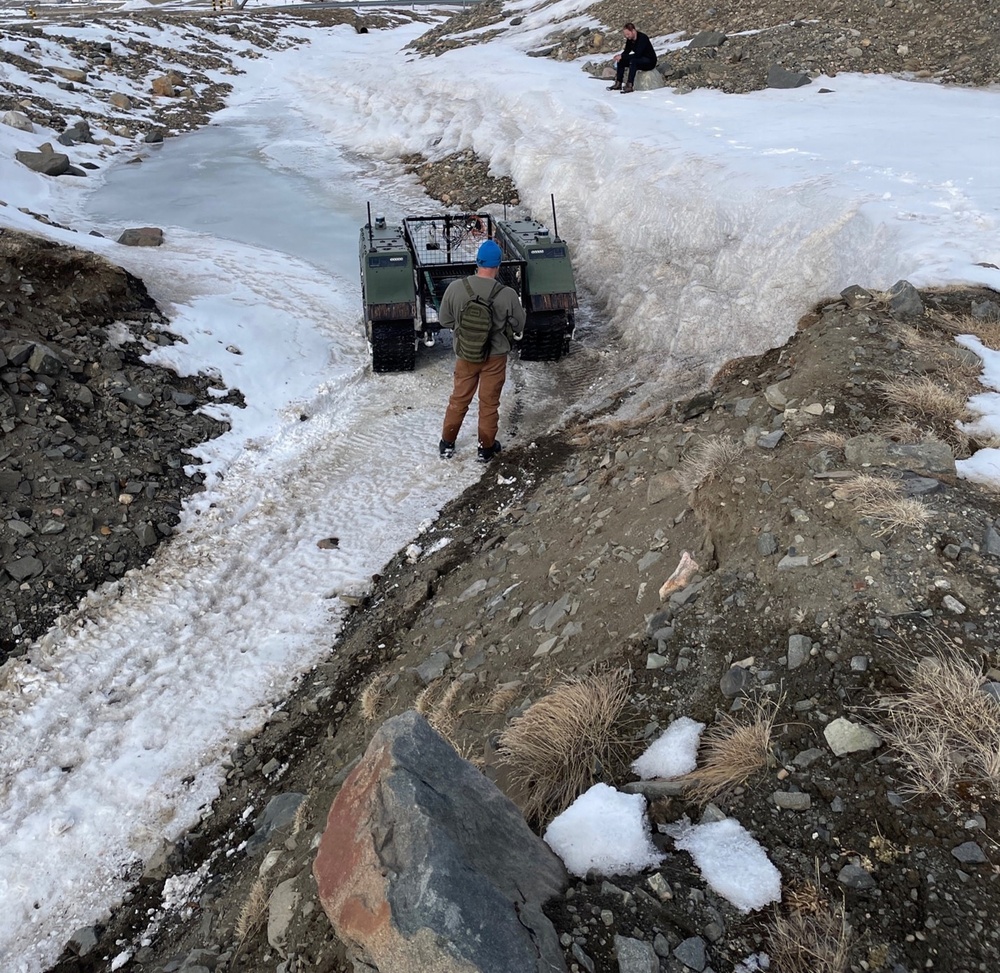 CRREL team tests ship-to-shore methods and technologies in Greenland