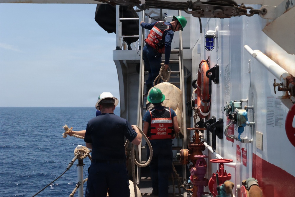 USCGC Forward and HSC Ocean conduct landmark replenishment at sea