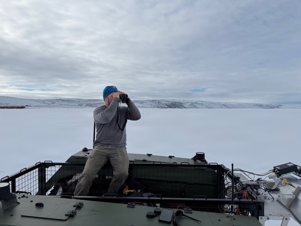 CRREL team tests ship-to-shore methods and technologies in Greenland