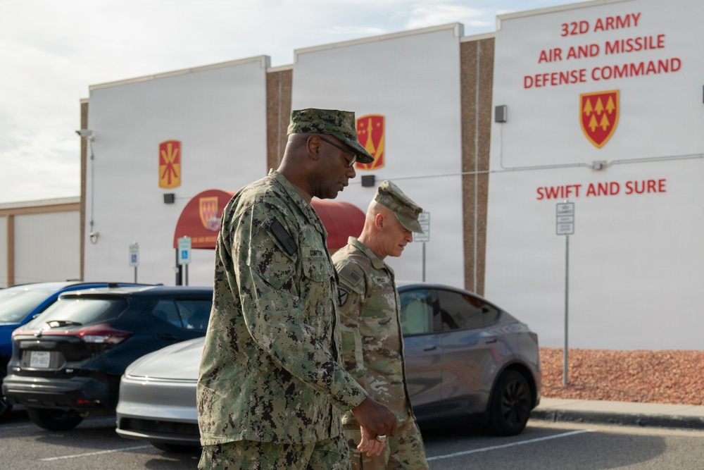 Senior enlisted leader for U.S. Central Command visits Fort Bliss