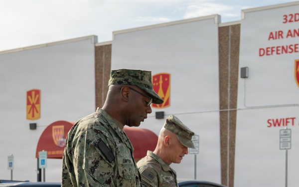 Senior enlisted leader for U.S. Central Command visits Fort Bliss