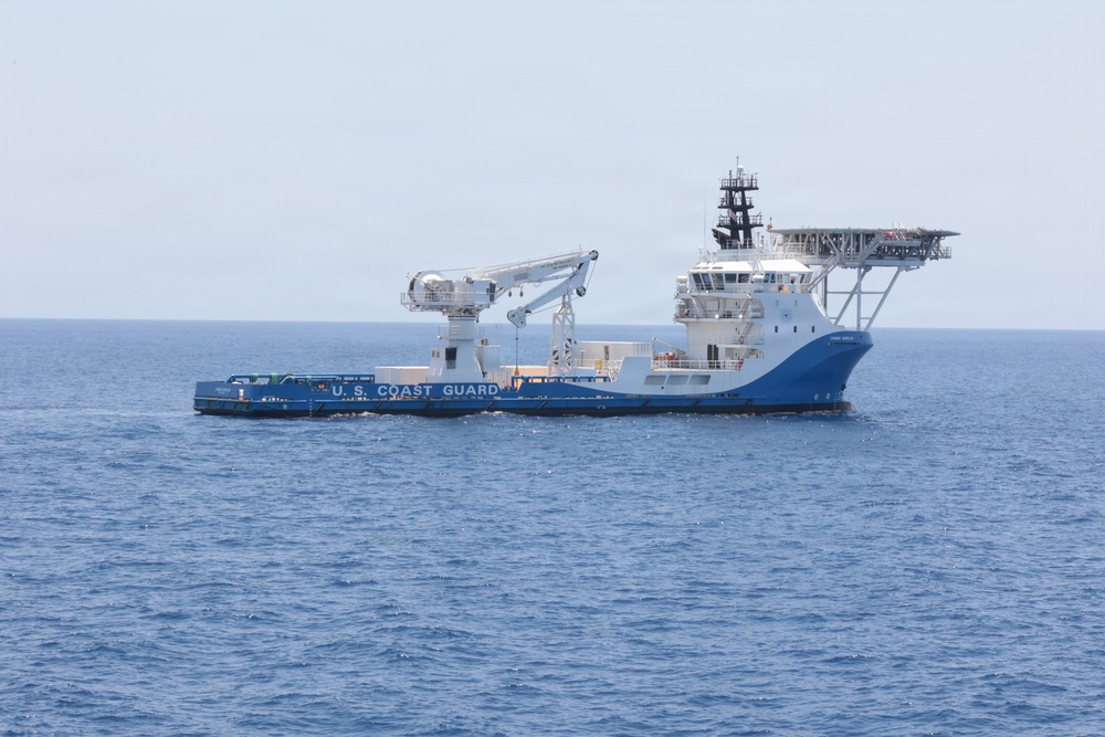 USCGC Forward and HSC Ocean conduct landmark replenishment at sea