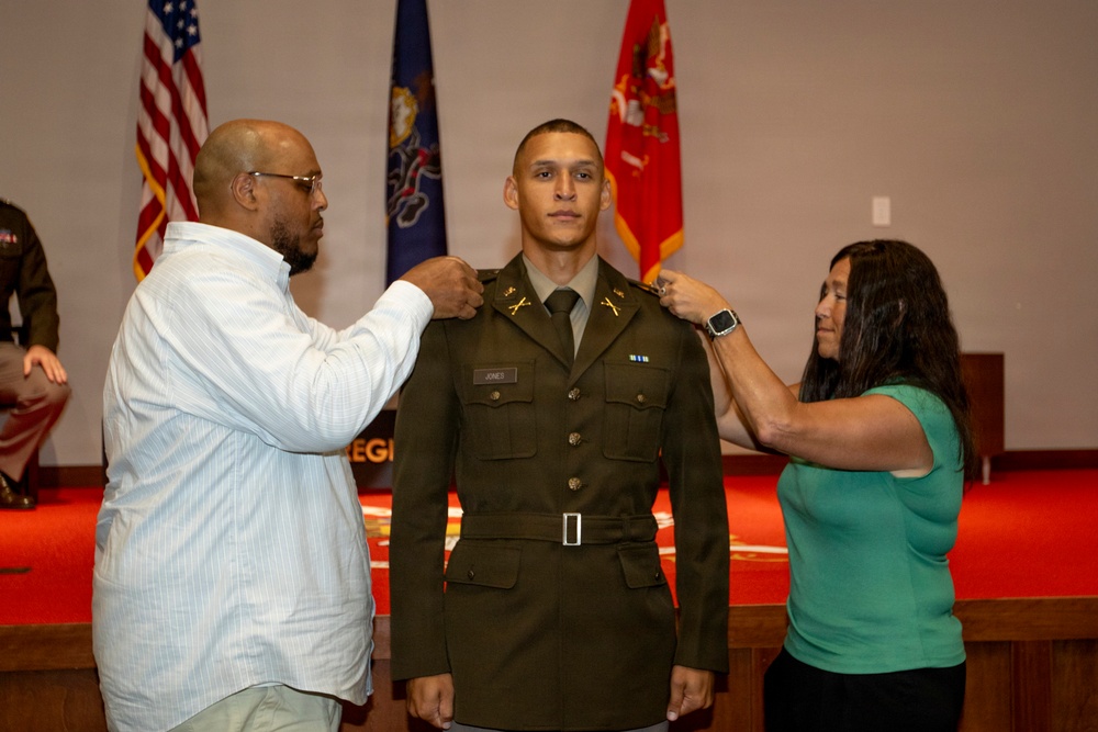 Officer candidates graduate from Pennsylvania OCS