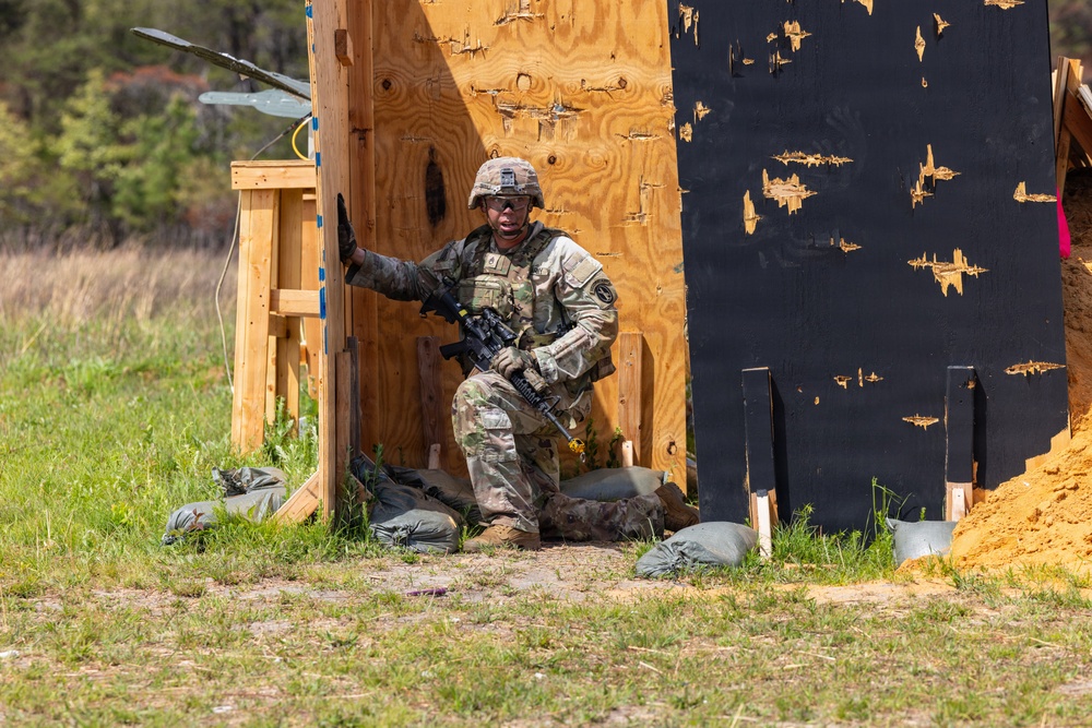 1st Battalion, 3d U.S. Infantry Regiment (The Old Guard) Live Fire Exercise