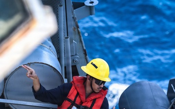 Anchroage Conducts COMPTUEX With Makin Island Amphibious Ready Group