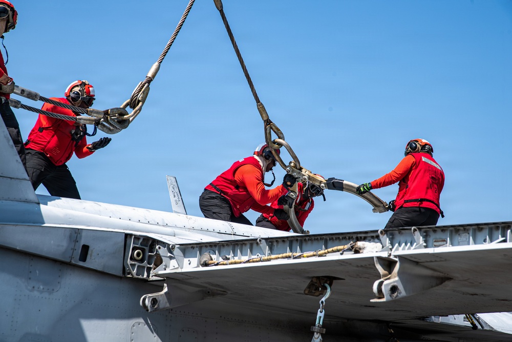 Ronald Reagan Sailors Conduct Flight Deck Training