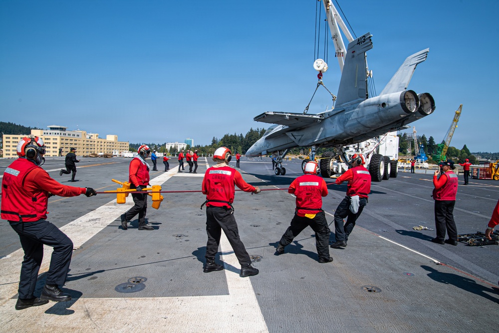 Ronald Reagan Sailors Conduct Flight Deck Training