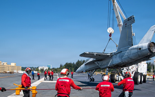 Ronald Reagan Sailors Conduct Flight Deck Training