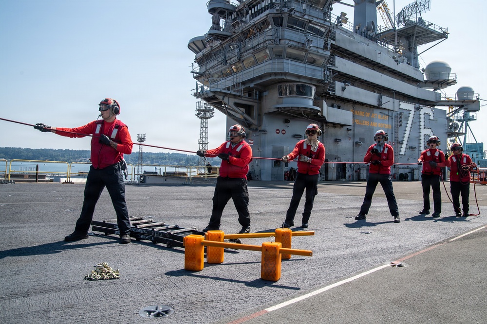 Ronald Reagan Sailors Conduct Flight Deck Training