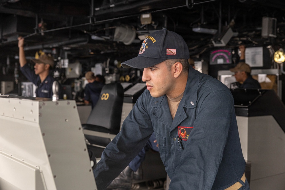 Anchroage Conducts COMPTUEX With Makin Island Amphibious Ready Group