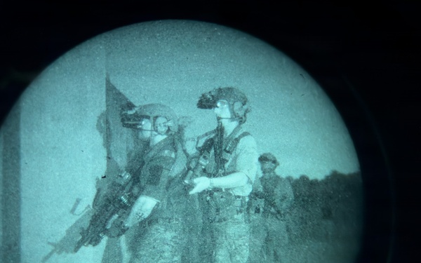 Red Empire Strike Night Raid