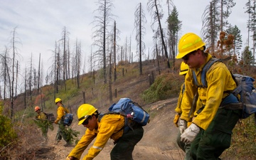 U.S. Army Soldiers from 7th Infantry Division activated as wildland firefighters on the Modrite Fire