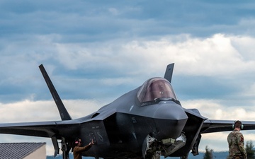 13th Fighter Squadron marks first RED FLAG-Alaska with new F-35s
