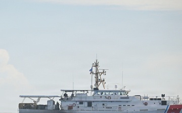 USCGC Joseph Gerczak operates in the Pacific Ocean
