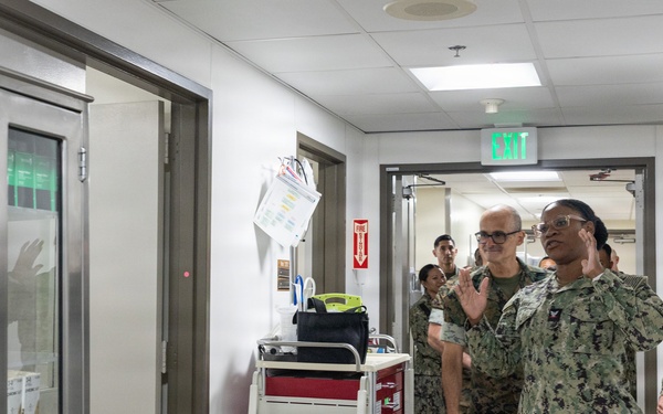 Medical Officer of the Marine Corps visits MCRD San Diego