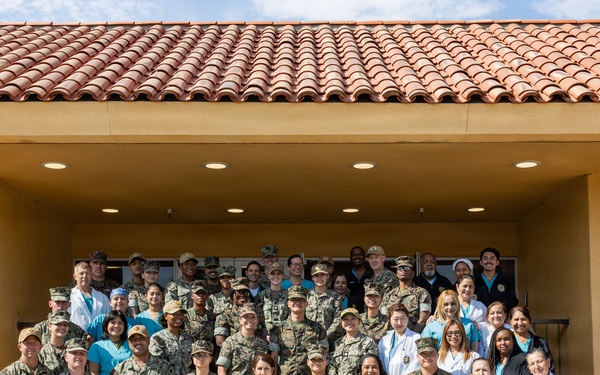 Medical Officer of the Marine Corps visits MCRD San Diego