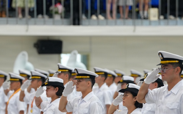ROK and U.S. Navies Celebrate NCO Graduation