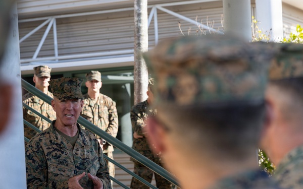 Commandant of the Marine Corps visits MRF-D Marines