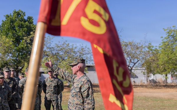 Commandant of the Marine Corps visits MRF-D Marines