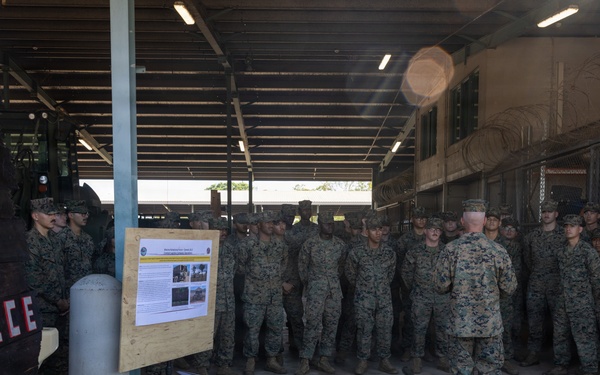 Commandant of the Marine Corps visits MRF-D Marines