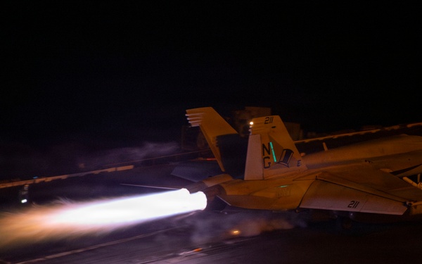 Abraham Lincoln Conducts Night Flight Operations