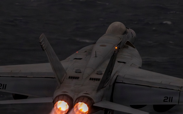 Abraham Lincoln Conducts Flight Operations