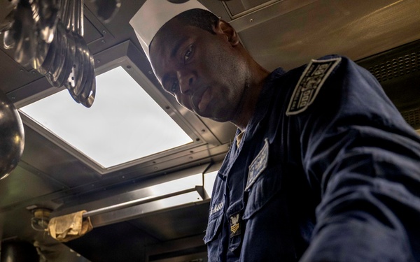 Milius Conducts Galley Operations