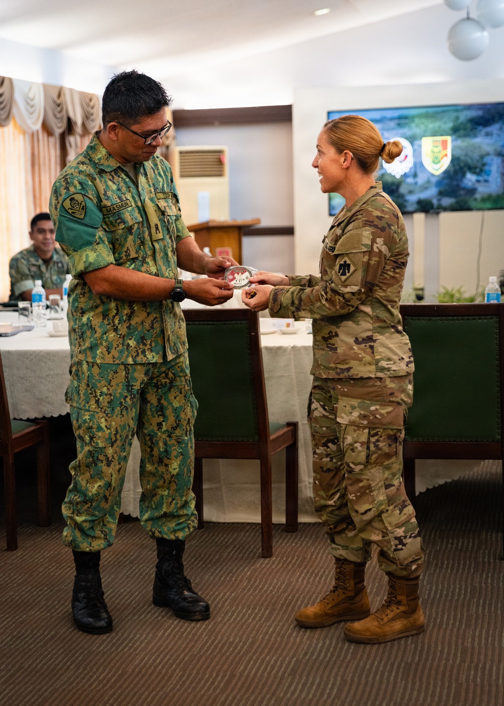 OKNG, RBLF public affairs professionals exchange expertise during Pahlawan Warrior 26