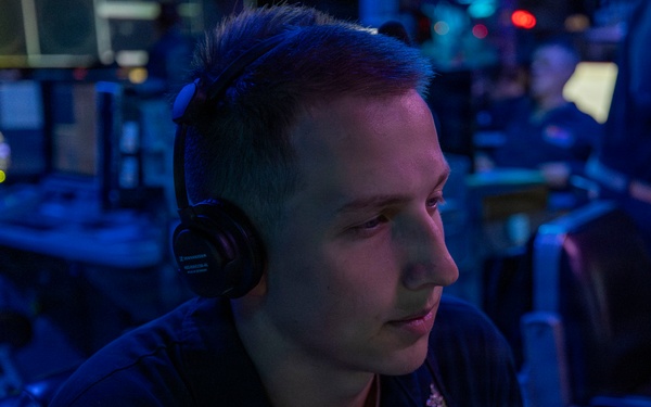 Benfold Sailors Stay Vigilant