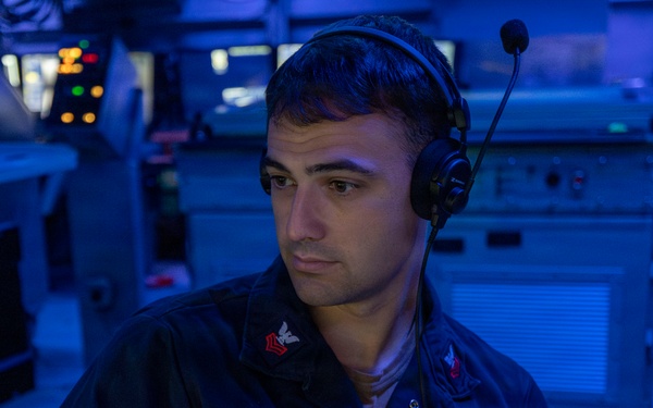 Benfold Sailors Stay Vigilant