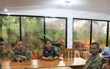 Hawaii Army National Guard joins 205th Tactical Helicopter Wing in Reunion of an Flight Mentor