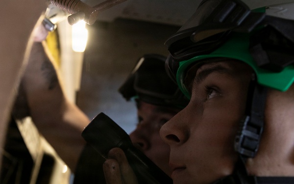 U.S. Marines Conduct Corrective Maintenance on MV-22B Osprey
