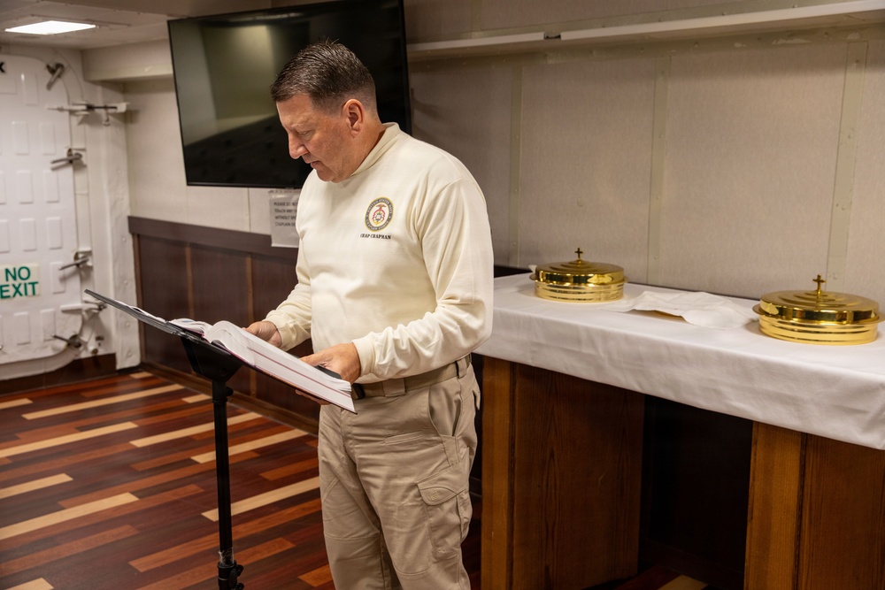 Religous Service Held Aboard USS Makin Island