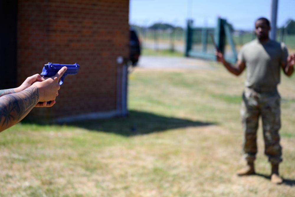 USAG Benelux Law Enforcement Certification: OC Spray