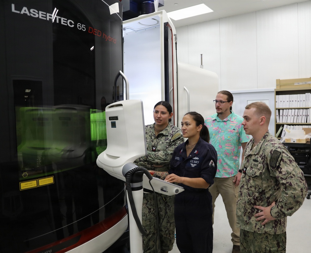 SIMA Norfolk Sailors Train on Advanced Manufacturing Tech