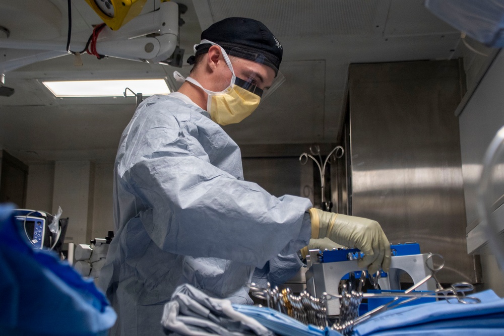 Surgical Operation performed aboard USS Makin Island