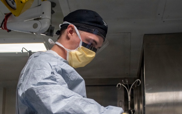 Surgical Operation performed aboard USS Makin Island