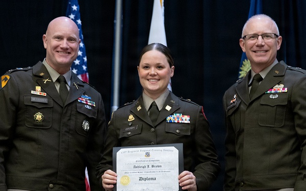 Illinois Army National Guard Officer Candidate School Graduates 22 Leaders