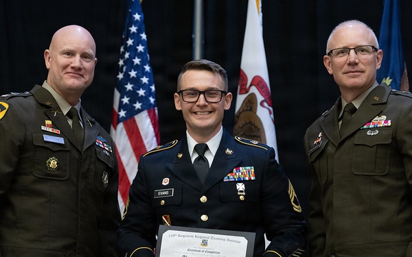 Illinois Army National Guard Officer Candidate School Graduates 22 Leaders